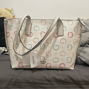 guess white and multicolour logo merrick tote bag